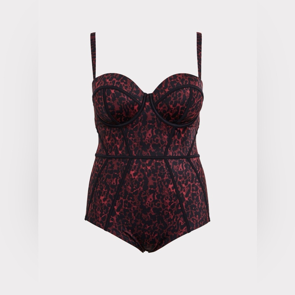 NEW Torrid Slim Fix Underwire Piping One Piece Swimsuit-Size 3-D/DD